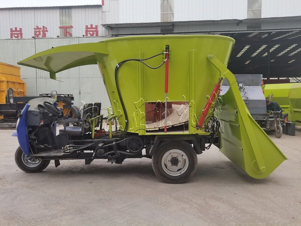 5方立式自動(dòng)給料攪撒一體機(jī)